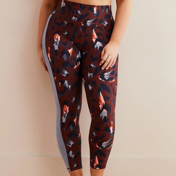 Aerie Chill Play Move High-Waisted Leggings - Fun Pattern - Medium  Like New! - Picture 1 of 7